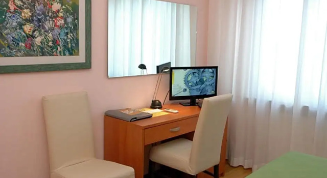 Hotel Da Angela, Book Hotel Hoteller i Friuli Venezia Giulia med parkering, Parkering