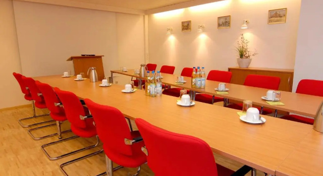 Garni Hotel Leitl GmbH, Varaa Hotelli Hotellit Baijeri pysäköinnillä, Pysäköinti