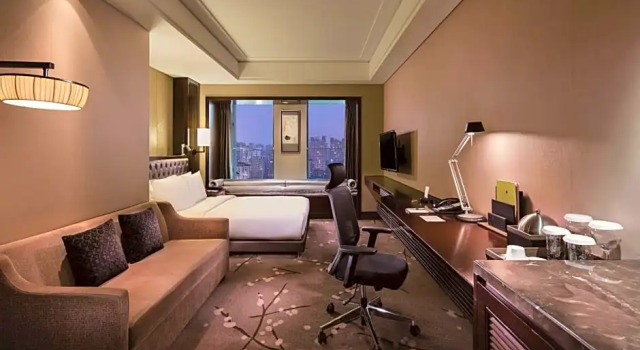 Двухместный номер Standard DoubleTree by Hilton Chongqing
