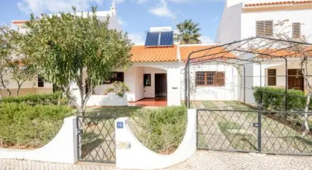 Altura Inn Cottage, Book Feriehus Hoteller i Castro Marim med parkering, Parkering