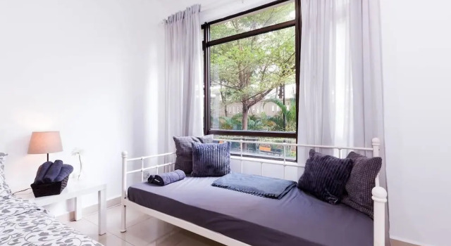 Chic Family Home Near Mont Kiara, Забронировать Отель Отели Куала-Лумпура с парковкой, рядом с MATRADE Exhibition and Convention Centre, Парковка
