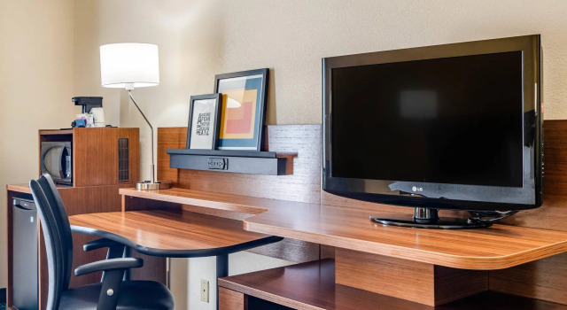 Двухместный номер Standard Garner Hotel Macon West by IHG