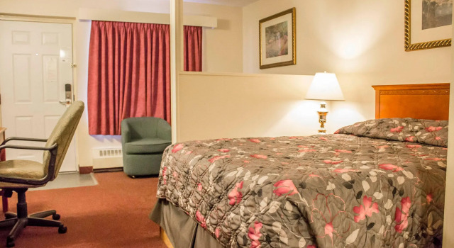Economy Inn, Prenota Hotel Hotel a Alberta con parcheggio, Parcheggio