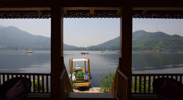 Sukoon Houseboat Kashmir, Забронировать Отель Сринагар Jammu & Kashmir Ski