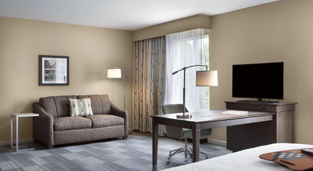Четырёхместная студия Hampton Inn and Suites Fort Mill, SC