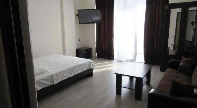 Студия Ikos Family Apartments