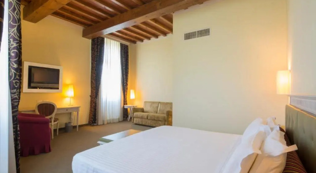 Полулюкс LHP Certaldo Resort