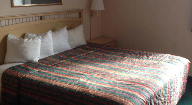 Roseville Inn, Varaa Hotelli Hotellit Minnesota pysäköinnillä, Pysäköinti
