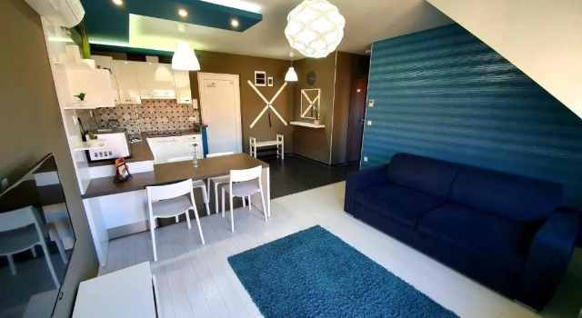 INTRO Apartman, Забронировать Апартаменты/квартира Отели Вашего с парковкой, Парковка