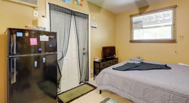 8 Mi to Beach: Pet-friendly Fort Lauderdale Studio