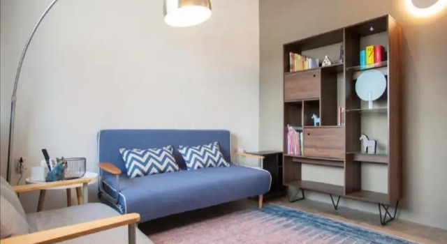 Asmara Blue Retreat, Забронировать Отель Отели Куала-Лумпура с парковкой, рядом с Торговый центр AEON Taman Maluri, Парковка