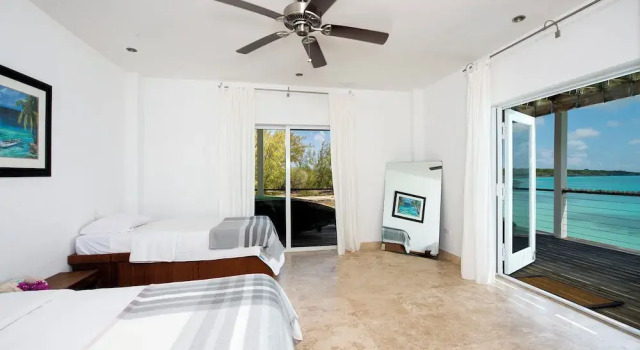 Seaside Sanctuary: Private Villa With Breathtaking Views, Prenota Villa Hotel a Bahamas Out Islands con parcheggio, Parcheggio
