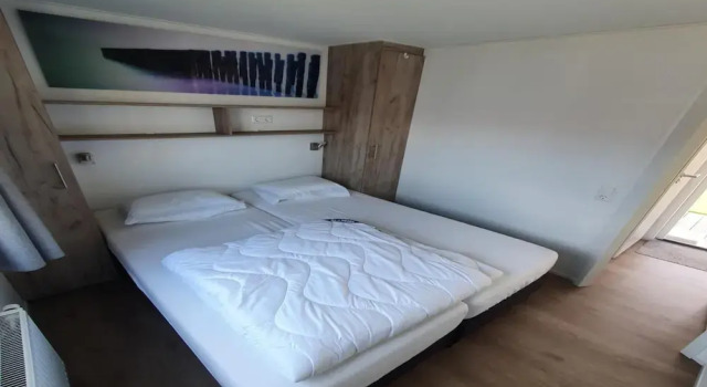 Comfortable Chalet With Airco, on a Holiday Park, at Just 1 km. From the Beach