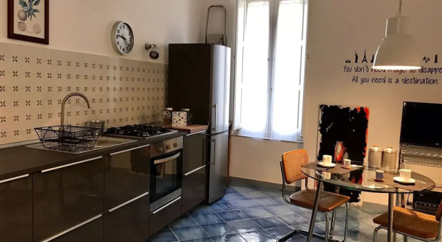 Salerno Flat Almi Suite Apartment, Book Lejlighed Hoteller i Salerno med parkering, Parkering