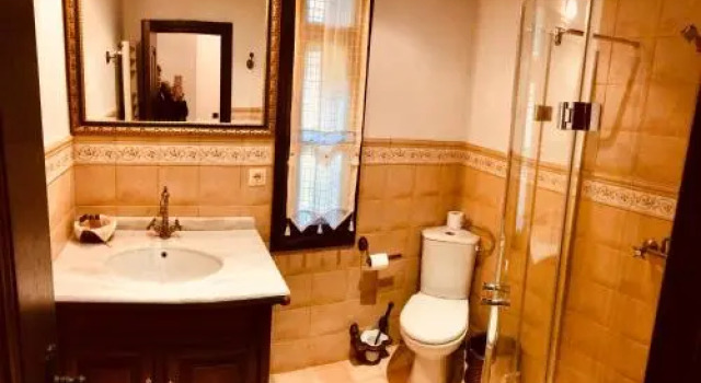 Sharlopova Boutique Guest House - Sauna & Hot Tub, Забронировать Гостевой дом Гостевые дома Боженците, Гостевой дом