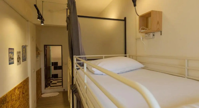 Четырёхместный номер Standard Sleeping Boot Hostel