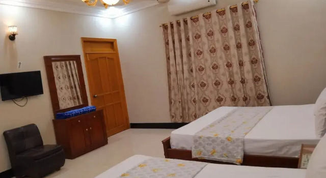 BNB Rose Lodge Family Guest House, Rezervasyon Bed and Breakfast Gulshan-E-Jamal kahvaltılı oteller, Kahvaltı