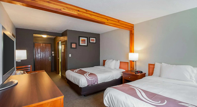 Четырёхместный номер Standard Quality Inn Salisbury North