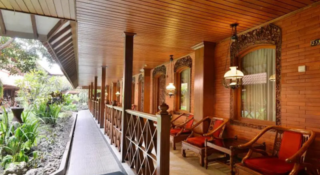 Люкс Puri Artha Hotel
