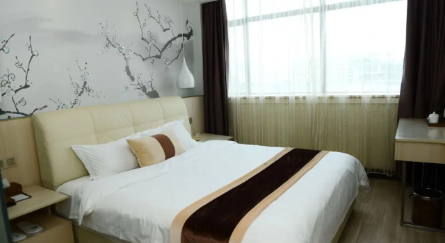 Номер Deluxe Guangzhou Joyous Seasons Hotel