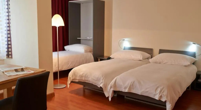 Апартаменты Superior Congress Apartments by Hotel du Commerce