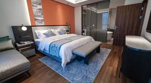 Люкс Executive с видом на реку Royal Hotel