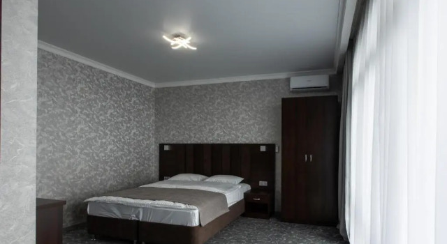 Family Hotel, Забронировать Отель Отели Ольгинка 3 звезды, рядом с Пляж Ольгинка, 3*
