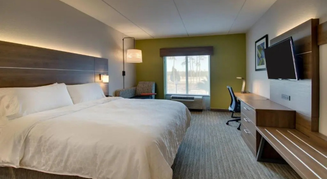 Номер Standard Holiday Inn Express & Suites Jacksonville North-Fernandina by IHG