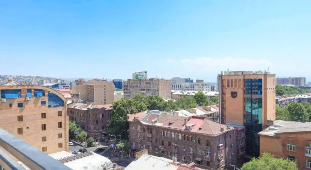 Апартаменты Deluxe Apartments on Koghbatsi street 16