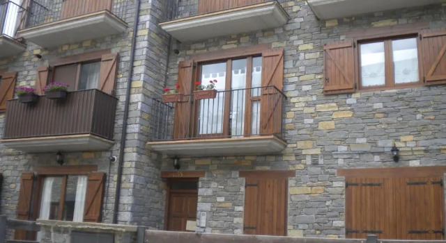 Acogedor Apartamento 2 Habitaciones en Boí, Забронировать Апартаменты/квартира Валь-де-Бои , рядом с Церковь Св. Иоанна в Бои