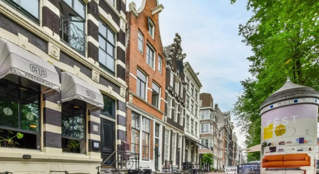 Herengracht Bed & Breakfast with canal view, Забронировать Отель Амстердам 