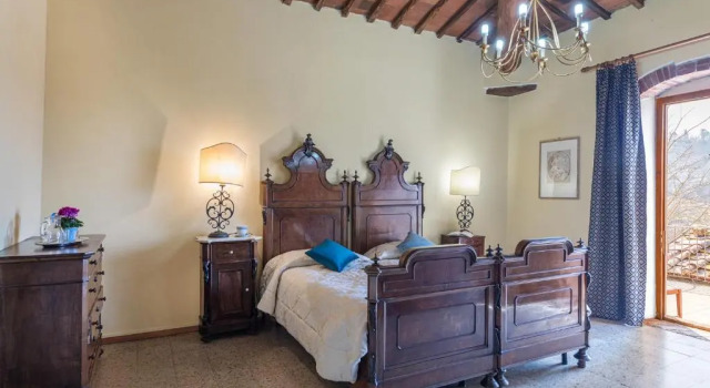 Villa Loggiato, Book Villa Cottages in Valdarno, Cottage
