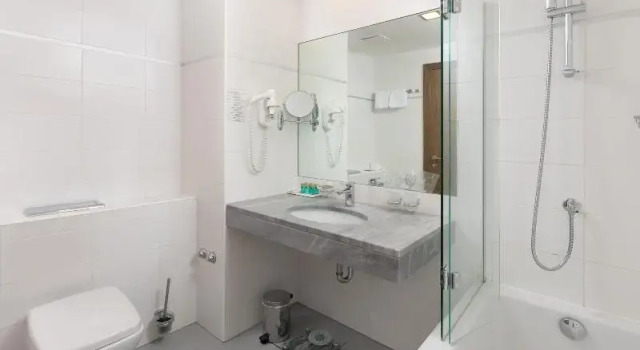Двухместный номер Standard с балконом и с видом на горы Hotel Park Makarska