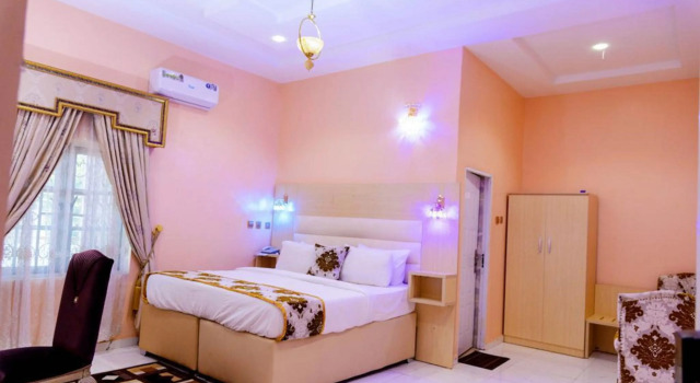 Golden Movida Hotel Enugu, Prenota Hotel Hotel economici a Enugu