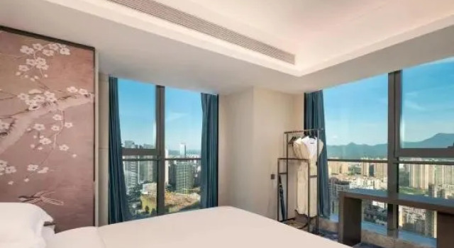 Люкс Xiangjiang Mandarin Hotel (Ganzhou Vientiane City Central Park)