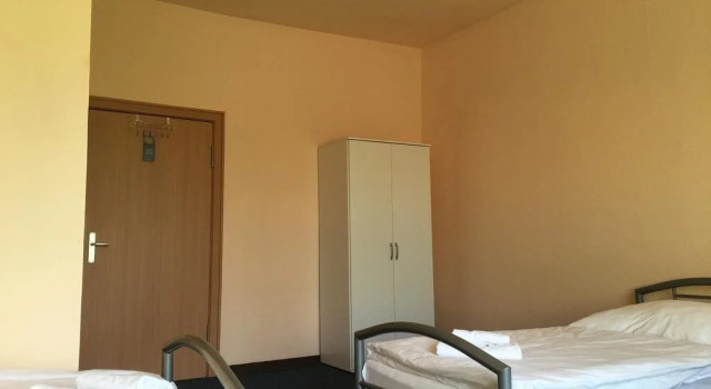 Pension am Gegenstein, Prenota Hotel Hotel a Garz con parcheggio, Parcheggio
