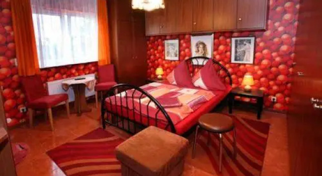Hotel-Pension Klaer, Забронировать Отель Шпайер Pfalz