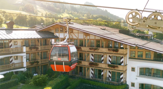 Hotel Kaiserhof Kitzbuehel, Rezerwuj Hotel Hotele w Kitzbuhel z parkingiem, Parking