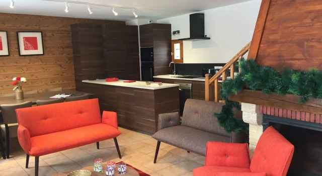 Fermes DU Planet N°4 : Chalet 12 Personnes / Chalet 12 People, Забронировать Шале Виллы Овернь-Рона-Альпы, Вилла