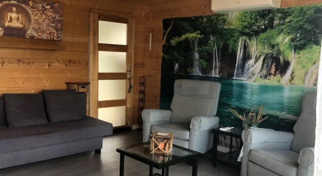 Enigma Lounge Chalet With Swimming Pool, Prenota Chalet Lanaken Maasland