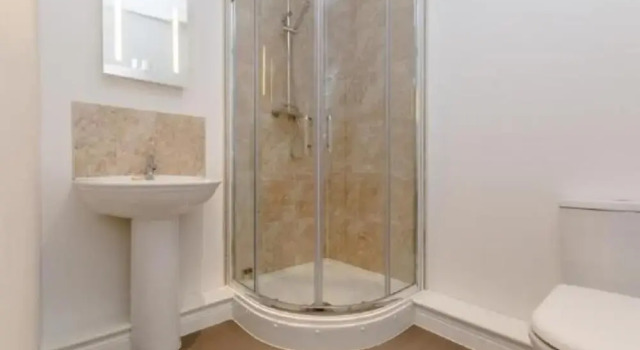 Апартаменты Paramount Luxury Serviced Apartment