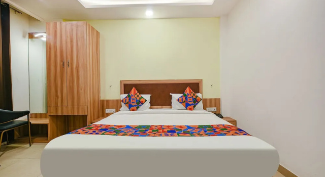 Номер Deluxe Fabhotel Royal Residency I