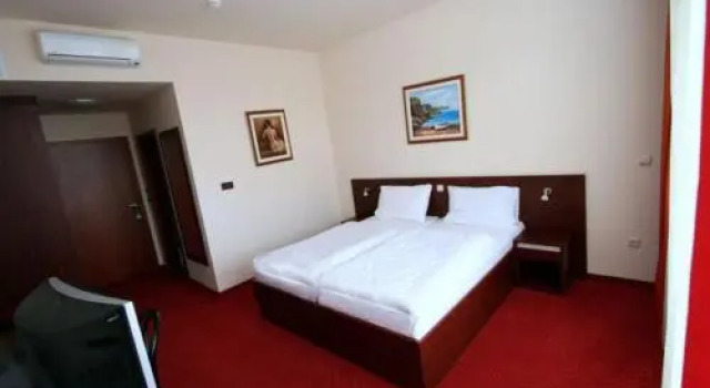 Lux Hotel Pansion
