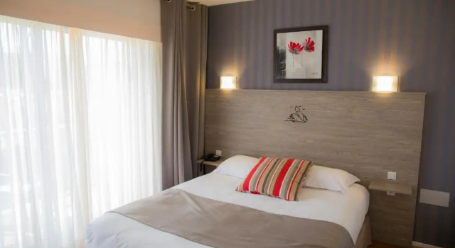 Двухместный номер Standard с видом на сад Arc Hôtel Sur Mer