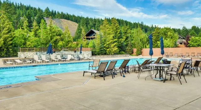 Коттедж Hot Tub & Game Room: Ronald Retreat 2 Mi to Lake!