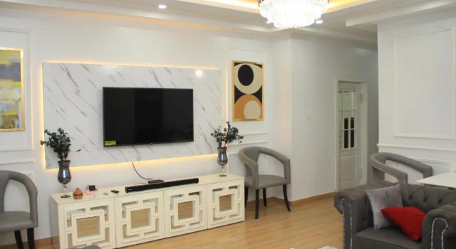 Harold's Exquisite Apartment, Book Apartment Ikeja 