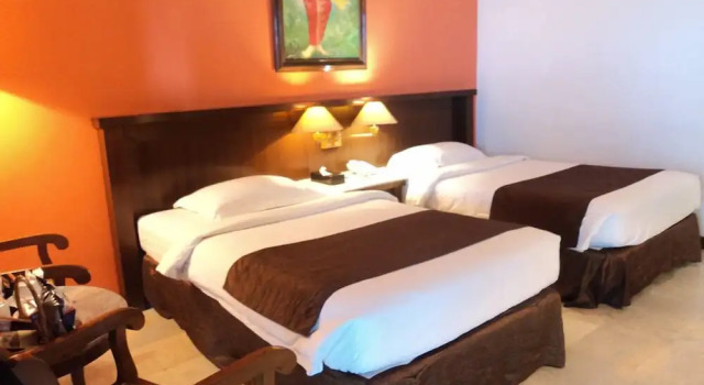 Люкс Narita Hotel Tulungagung