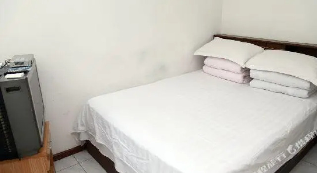 City Youth Hostel