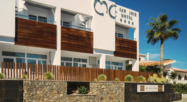 Hotel MC San José, Varaa Hotelli San José Cabo de Gata