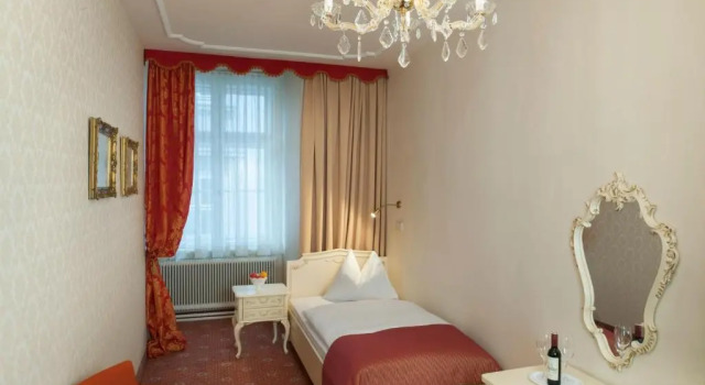 Одноместный номер Deluxe Pertschy Palais Hotel